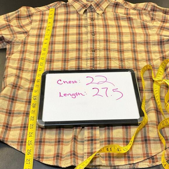 St. John’s Bay Plaid Jaspe Twill Button Up Shirt Size M Tan Long Sleeve Casual - Picture 8 of 8